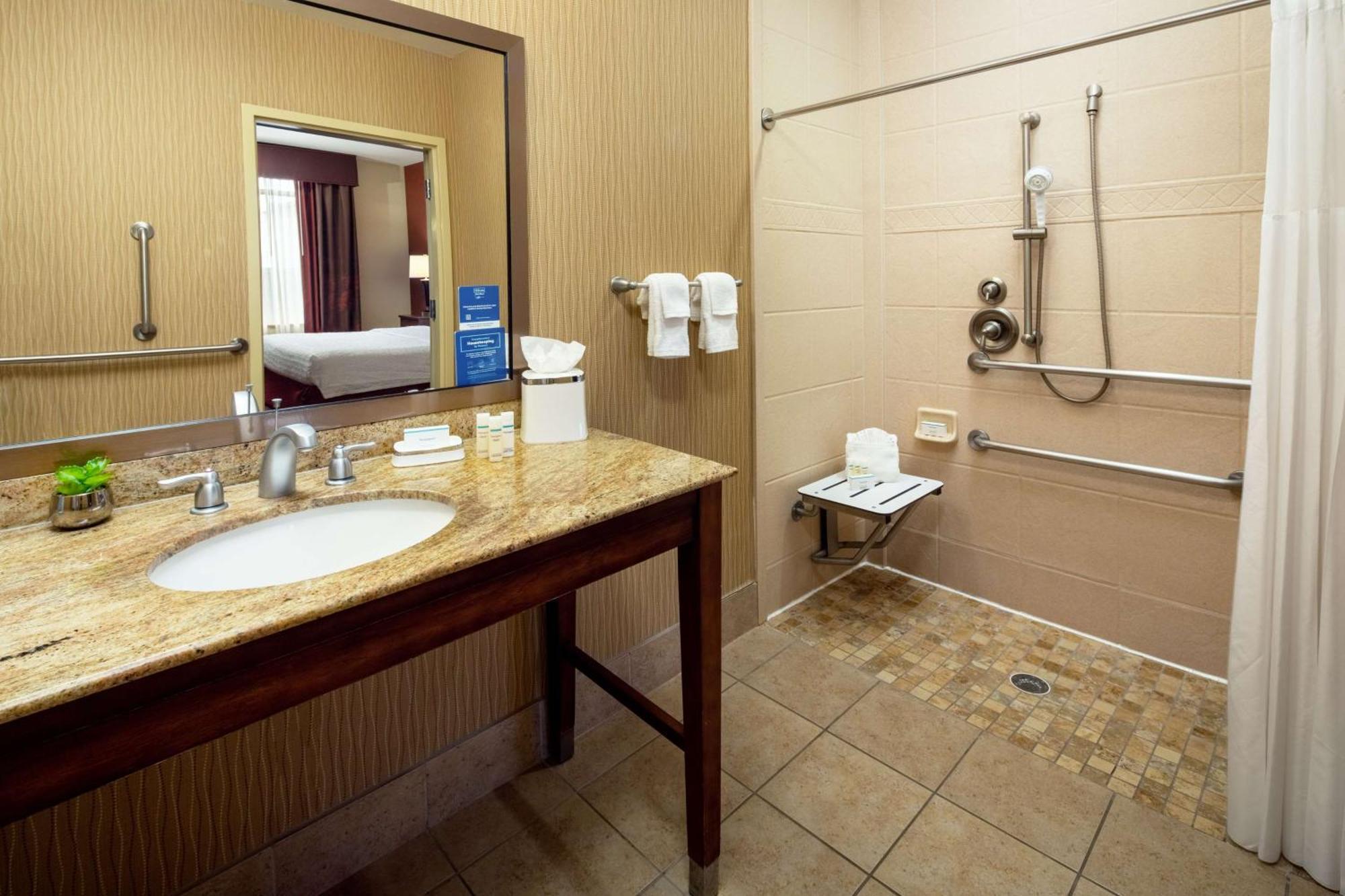 Hampton Inn & Suites Scottsdale At Talking Stick Exteriör bild