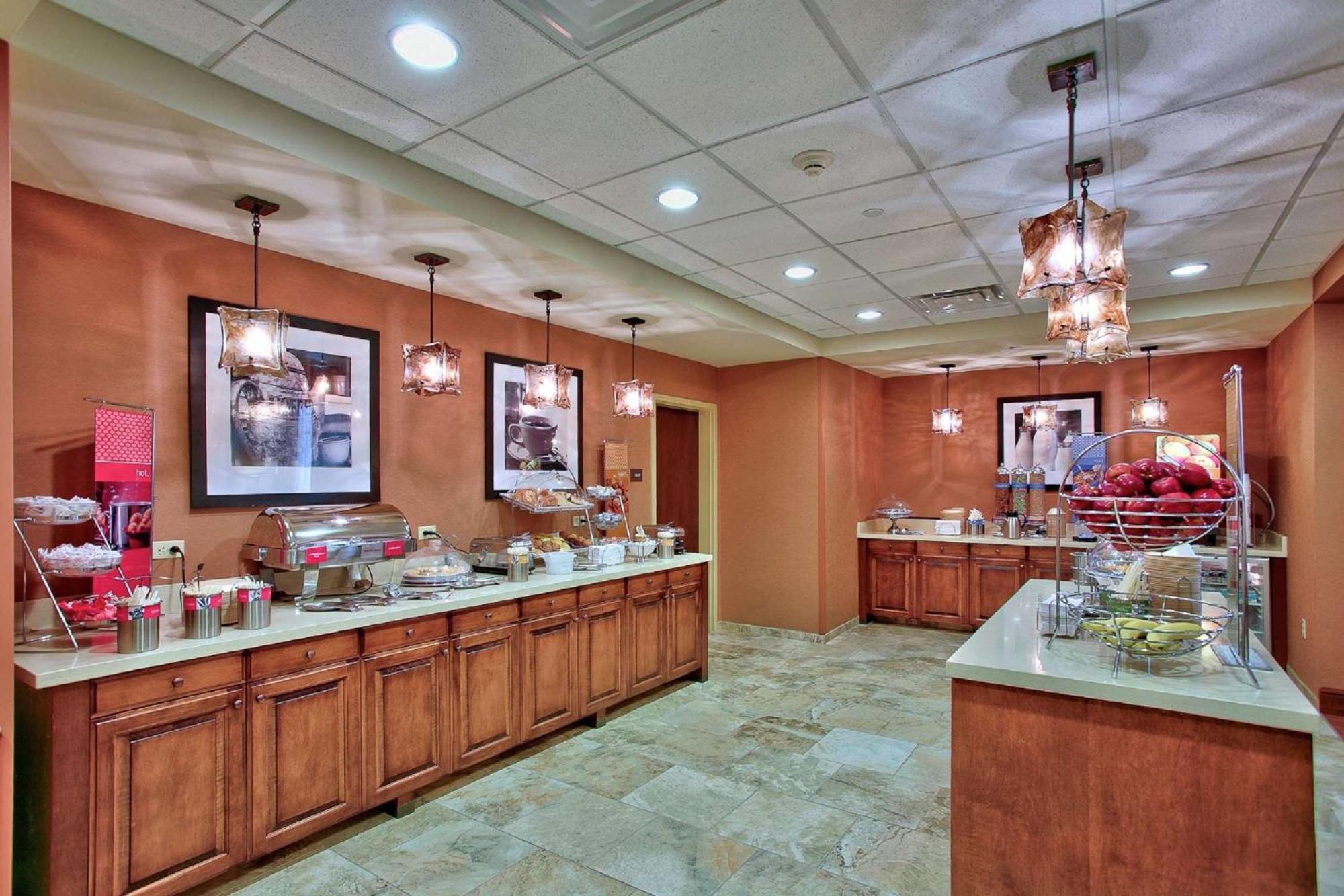 Hampton Inn & Suites Scottsdale At Talking Stick Exteriör bild