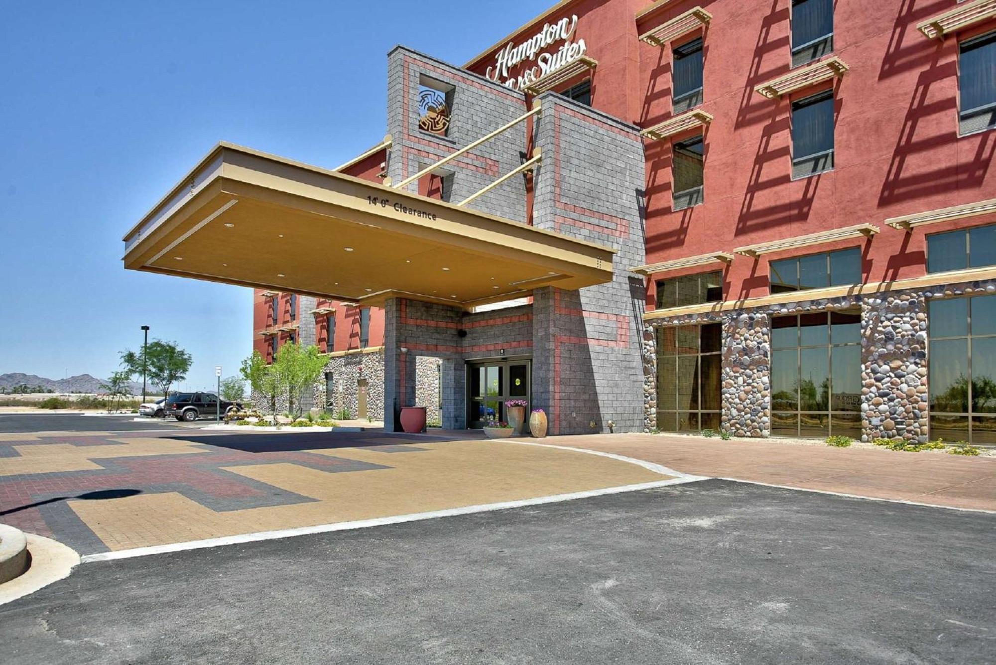 Hampton Inn & Suites Scottsdale At Talking Stick Exteriör bild